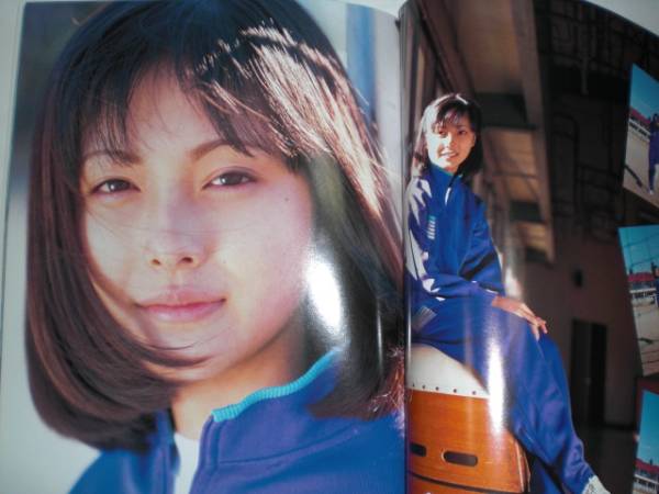 Aya 水彩日誌 平山綾 平山あや ファースト写真集 は行 売買されたオークション情報 Yahooの商品情報をアーカイブ公開 オークファン Aucfan Com