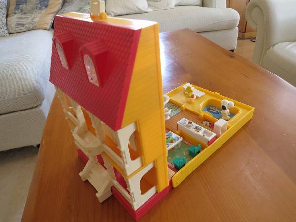 スヌーピー ドールハウス ミニチュアハウス ピーナッツ スヌーピー 売買されたオークション情報 Yahooの商品情報をアーカイブ公開 オークファン Aucfan Com