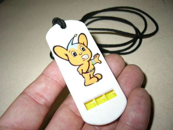 警察ゆるキャラ ピーポくん イラスト入りホイッスル 笛 警察グッズ 売買されたオークション情報 Yahooの商品情報をアーカイブ公開 オークファン Aucfan Com