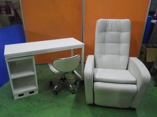 ネイルサロン開業セット 電動ネイルチェア テーブル スツール 理美容店用品 売買されたオークション情報 Yahooの商品情報をアーカイブ公開 オークファン Aucfan Com