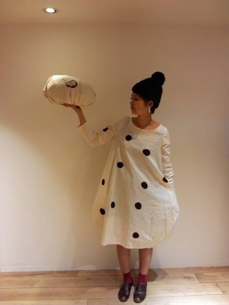 ビュルデサボン 菊池亜希子 豆大福ワンピース Iami Peu Pres ワンピース 売買されたオークション情報 Yahooの商品情報をアーカイブ公開 オークファン Aucfan Com