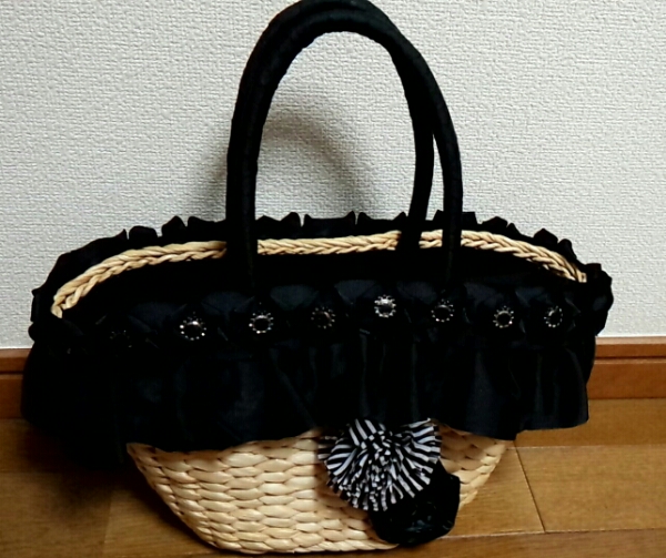 Cherry Ann チェリーアン かご カゴ バッグ 黒 ビジュー 仁香 バスケット 籐かご 売買されたオークション情報 Yahooの商品情報をアーカイブ公開 オークファン Aucfan Com