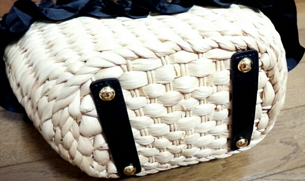 Cherry Ann チェリーアン かご カゴ バッグ 黒 ビジュー 仁香 バスケット 籐かご 売買されたオークション情報 Yahooの商品情報をアーカイブ公開 オークファン Aucfan Com