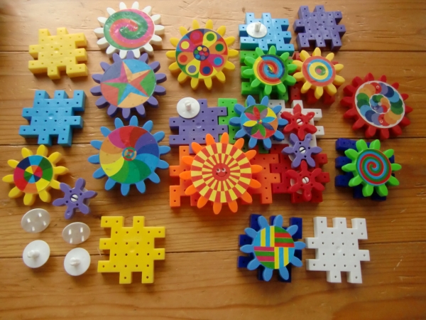 新鮮なはら ぺこあおむし ブロック 人気のファッショントレンド