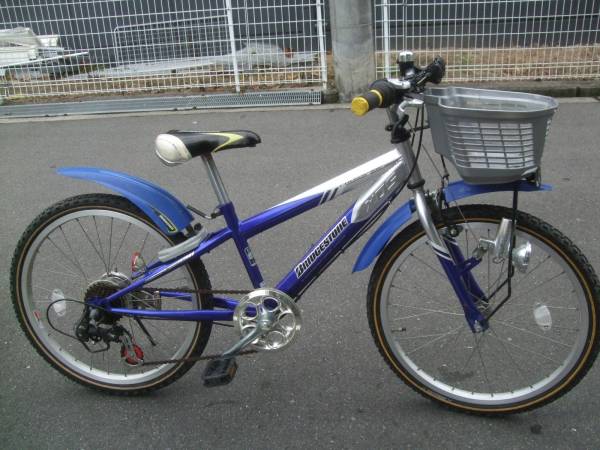 ブリジストンx05 22インチ子供用自転車 22インチ 売買されたオークション情報 Yahooの商品情報をアーカイブ公開 オークファン Aucfan Com