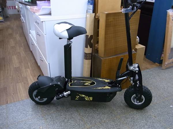 電動 キックボード Zeus 800w スクーター ハイパワー 品 キックボード 売買されたオークション情報 Yahooの商品情報をアーカイブ公開 オークファン Aucfan Com