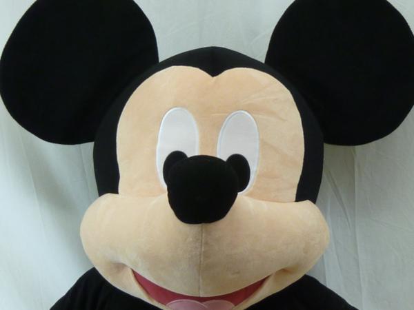 ミッキーマウス 特大ぬいぐるみ 全長132cm コストコ ジャンボ ミッキーマウス 売買されたオークション情報 Yahooの商品情報をアーカイブ公開 オークファン Aucfan Com