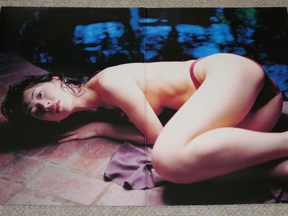 大家由祐子 切り抜き8ページ 女優 水着 タレント 売買されたオークション情報 Yahooの商品情報をアーカイブ公開 オークファン Aucfan Com