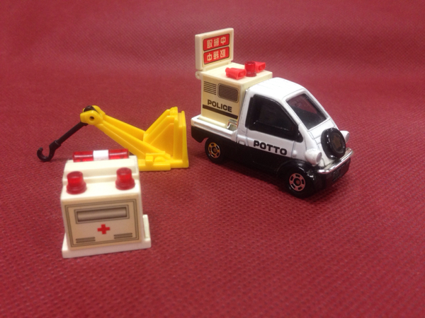 超 激レア トミカ ミゼット パトカー 救急車 レッカー 警察グッズ 売買されたオークション情報 Yahooの商品情報をアーカイブ公開 オークファン Aucfan Com