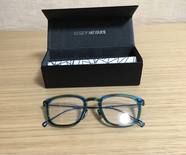イッセイ ミヤケ メガネ