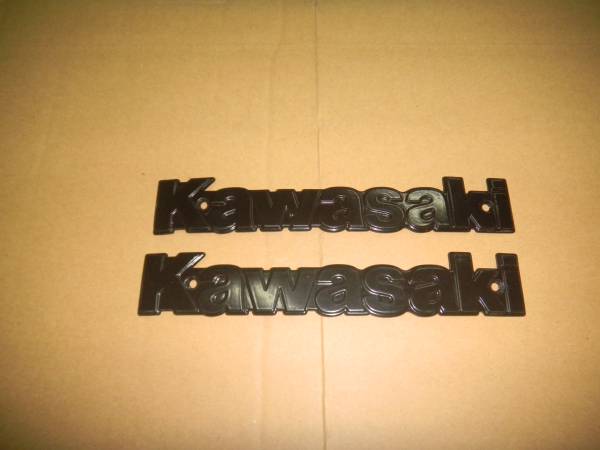 カワサキ エンブレム ｋａｗａｓａｋｉ 黒塗り ロゴ カワサキ用 売買されたオークション情報 Yahooの商品情報をアーカイブ公開 オークファン Aucfan Com