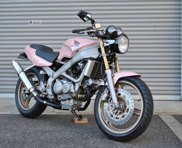 ばくおん Vt250 Spada スパーダ パーツ多数 ホンダ Vt R 126cc 250cc 売買されたオークション情報 Yahooの商品情報をアーカイブ公開 オークファン Aucfan Com