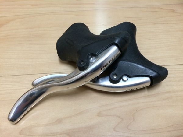 Tektro Rl5 Vブレーキ対応 ドロップ ブルホーン ブレーキレバー 売買されたオークション情報 Yahooの商品情報をアーカイブ公開 オークファン Aucfan Com