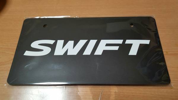 純正非売品 スイフト Swift スズキ 純正 ナンバー隠し スズキ ナンバープレートカバー 純正品 売買されたオークション情報 Yahooの商品情報をアーカイブ公開 オークファン Aucfan Com