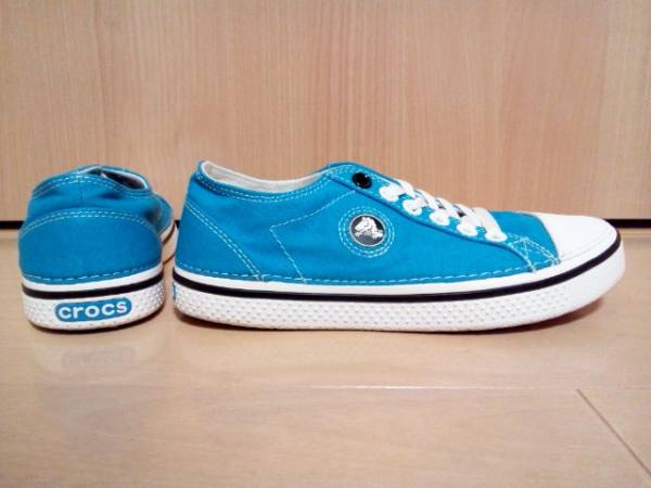 Crocs クロックス Hover Lace Up フーバーレースアップ 青 オーシャンブルー キャンバス 軽量 スニーカー 23cm 売買されたオークション情報 Yahooの商品情報をアーカイブ公開 オークファン Aucfan Com