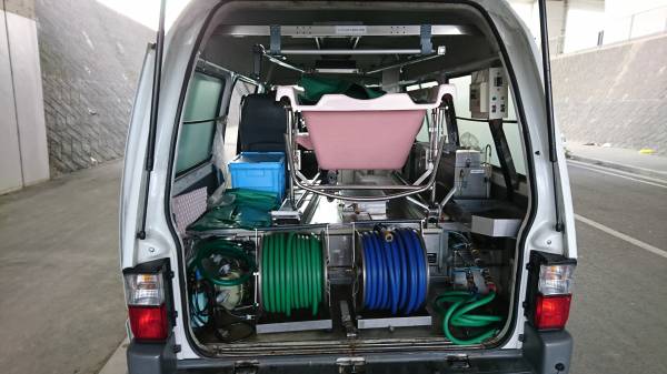 H22年ボンゴ ８ナンバー移動入浴車 実走行5 5万キロ台 バスタブ タンカあり 介護福祉 オートマ エアコン 4人乗 ボイラー付 売切 ボンゴ 売買されたオークション情報 Yahooの商品情報をアーカイブ公開 オークファン Aucfan Com