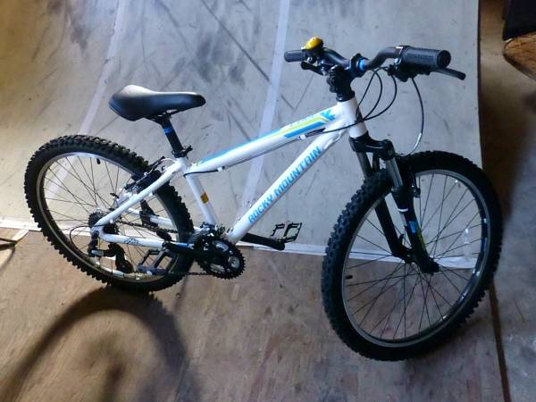 Kids Mtb ロッキーマウンテン Edge 24インチ 子供用 24インチ 売買されたオークション情報 Yahooの商品情報をアーカイブ公開 オークファン Aucfan Com