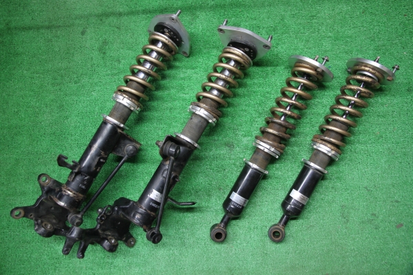 車高調 Insurance インシュランス シーマ Fhy33 サスペンションキット 一式 売買されたオークション情報 Yahooの商品情報をアーカイブ公開 オークファン Aucfan Com