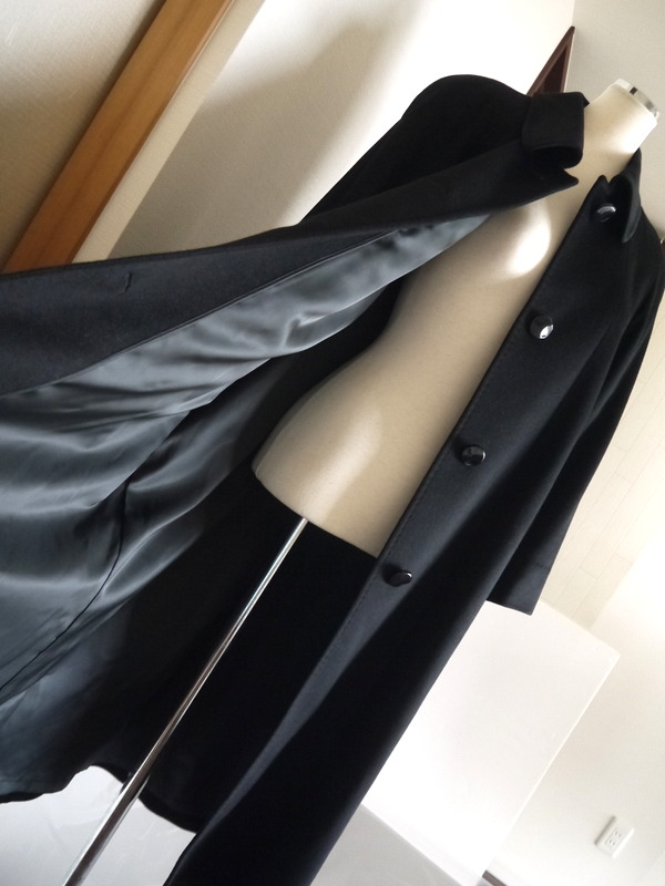 St Almeida 艶めく カシミヤ100 黒 ロングコート レディースm Lサイズ 喪服にも Lサイズ 売買されたオークション情報 Yahooの商品情報をアーカイブ公開 オークファン Aucfan Com
