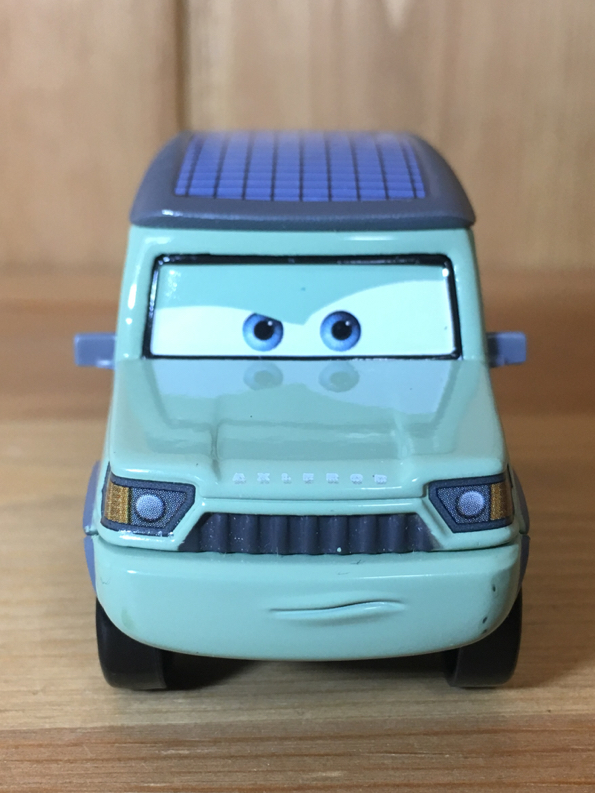 Cars2 Mattel カーズ2 マテル Miles Axlerod マイルズ アクセルロッド卿 アクセルロッド キズあり カーズ 売買されたオークション情報 Yahooの商品情報をアーカイブ公開 オークファン Aucfan Com