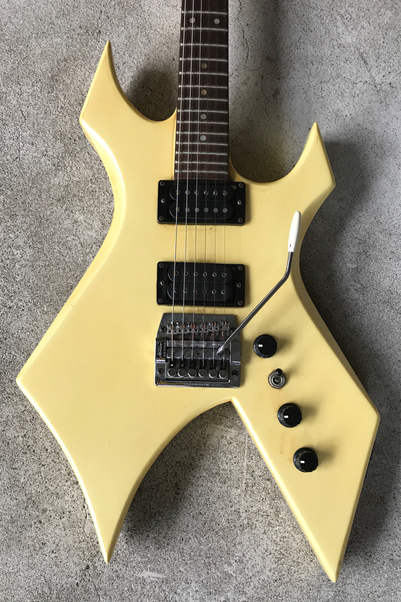 B C Rich エレキギター ワーロック パールホワイト Warlock ワンピース Usa B C リッチ 売買されたオークション情報 Yahooの商品情報をアーカイブ公開 オークファン Aucfan Com