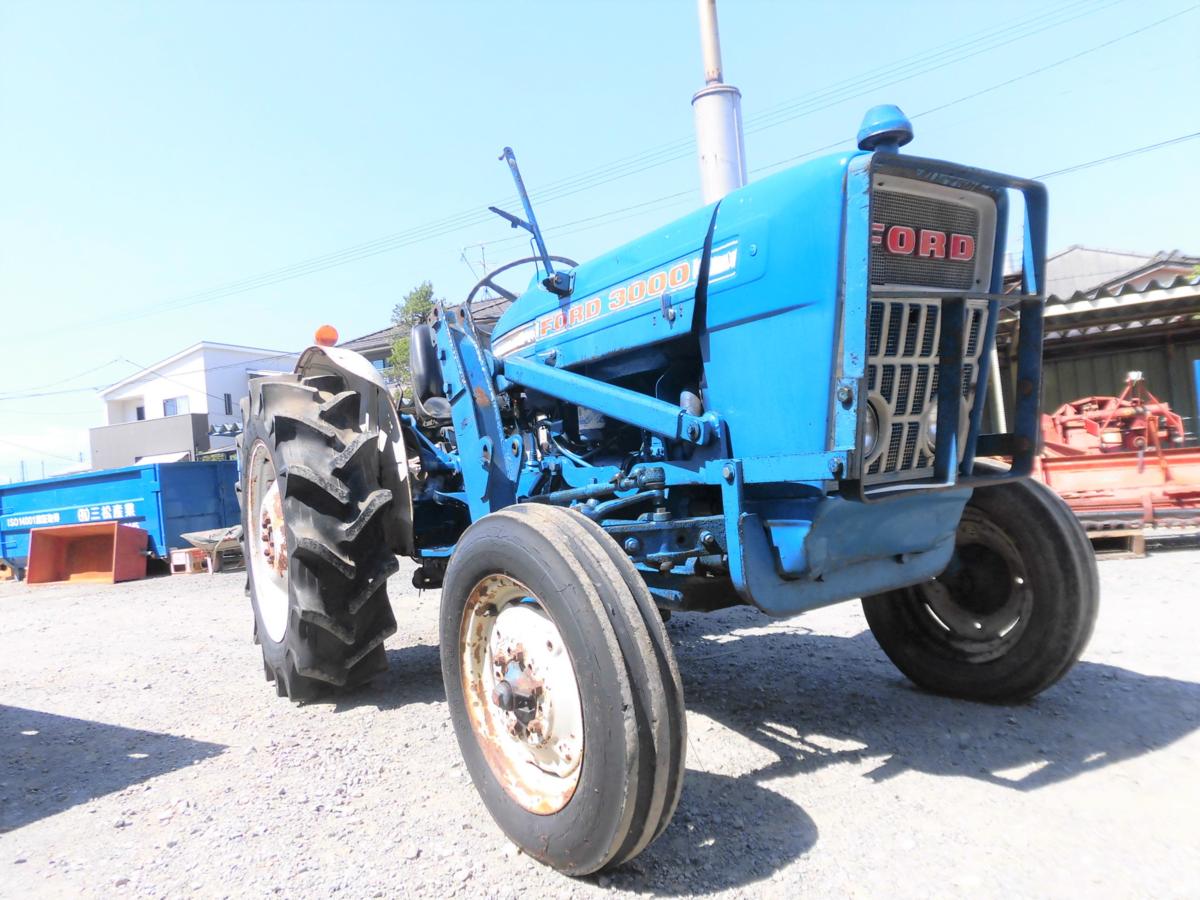 フォード ｆｏｒｄ 3000 トラクター ４７馬力 フロントローダー ２ｗｄ 年式の割に綺麗 熊本発 農機good 車体 売買されたオークション情報 Yahooの商品情報をアーカイブ公開 オークファン Aucfan Com