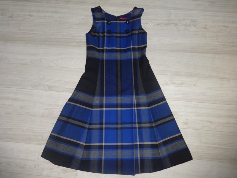 ヨークランド ワンピース ジャンパースカート ７号 Mサイズ 売買されたオークション情報 Yahooの商品情報をアーカイブ公開 オークファン Aucfan Com