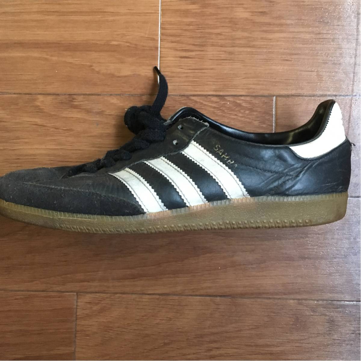 90年代 ユーゴスラビア製adidas Samba 27cm Us9 アディダス サンバ ビンテージ スタンスミス スーパースター 27 0cm 売買されたオークション情報 Yahooの商品情報をアーカイブ公開 オークファン Aucfan Com