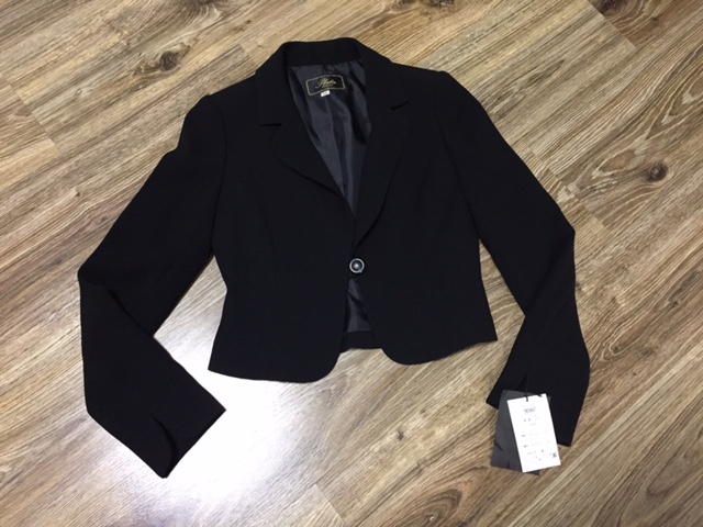 プラタ Plata ブラックフォーマル ワンピース ジャケットセット 5ar 黒 喪服 礼服 レディース ジャケット ボレロ ブラックフォーマル 喪服 売買されたオークション情報 Yahooの商品情報をアーカイブ公開 オークファン Aucfan Com