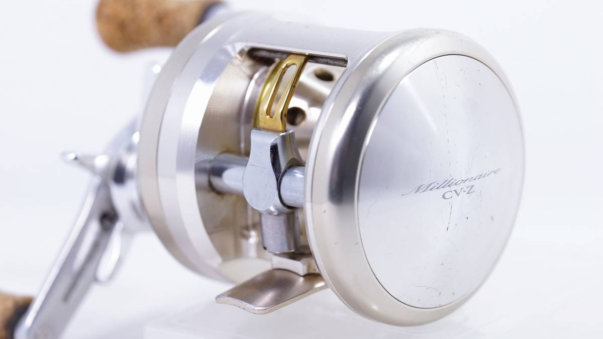 良品 Daiwa ダイワ ミリオネア Cv Z100 Millionaire ダイワ 売買されたオークション情報 Yahooの商品情報をアーカイブ公開 オークファン Aucfan Com