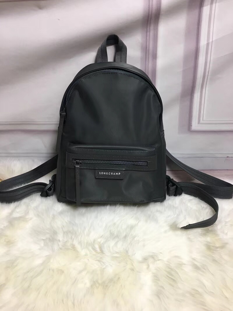 ロンシャン Longchamp ル プリアージュ ネオ バックパック ブラック サイズm ロンシャン 売買されたオークション情報 Yahooの商品情報をアーカイブ公開 オークファン Aucfan Com