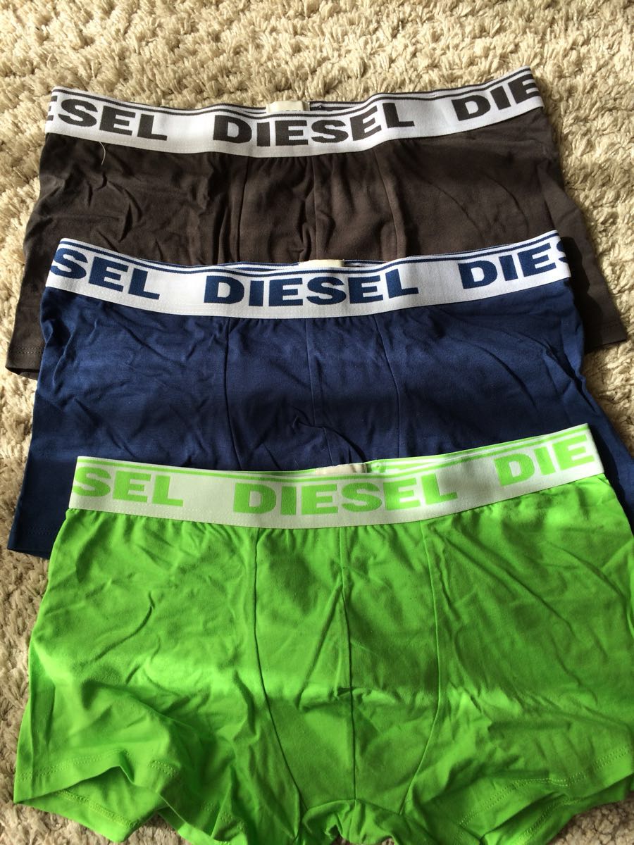 Diesel ボクサーパンツ 3色セット Lサイズ84 センチ 価格1 Lサイズ 売買されたオークション情報 Yahooの商品情報をアーカイブ公開 オークファン Aucfan Com