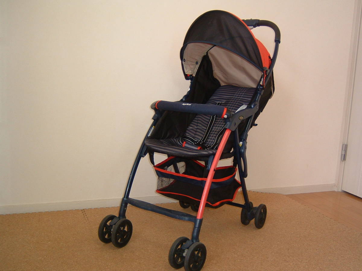 アップリカ マジカルエアー Magical Air 超軽量モデル B型 ベビーカー B型ベビーカー 売買されたオークション情報 Yahooの商品情報をアーカイブ公開 オークファン Aucfan Com