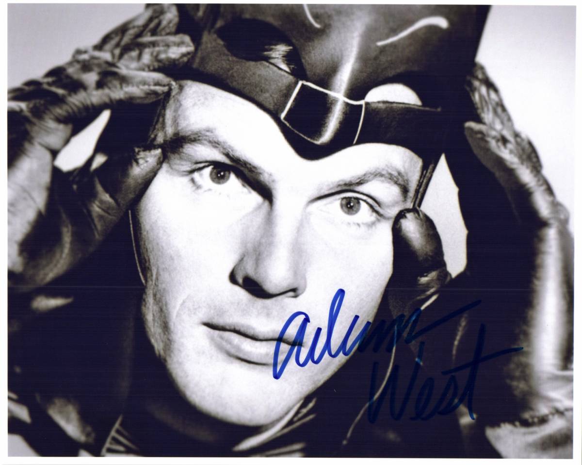 アダム ウェスト バットマン 直筆サイン写真 証明書coa 1 サイン 売買されたオークション情報 Yahooの商品情報をアーカイブ公開 オークファン Aucfan Com