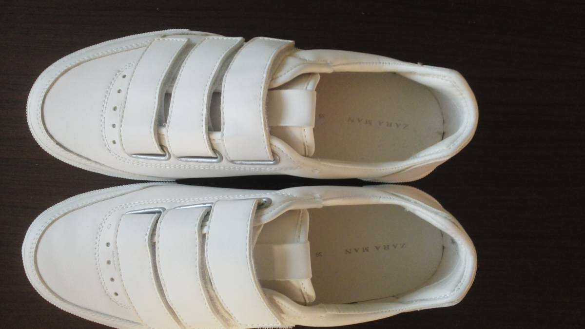 あり Zara Man ザラ メンズ スニーカー シューズ 靴 39 約25 5cm 白スニーカー 25 5cm 売買されたオークション情報 Yahooの商品情報をアーカイブ公開 オークファン Aucfan Com