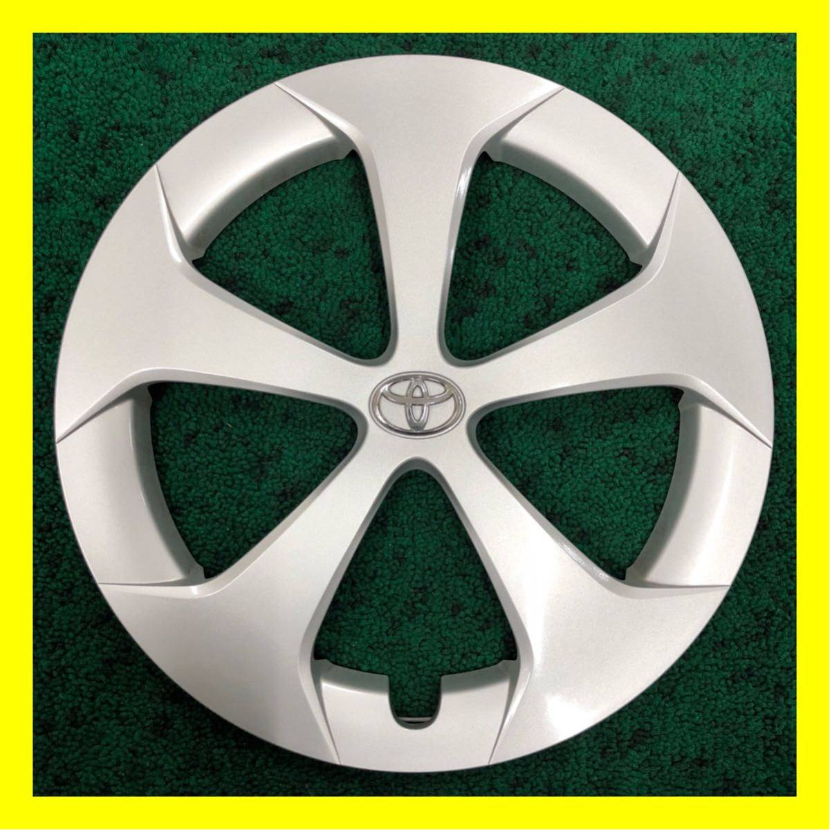 新車外し Zvw30 プリウス 後期 純正 ホイールキャップ 1個 15インチアルミホイール用 ホイールカバー 純正品 売買されたオークション情報 Yahooの商品情報をアーカイブ公開 オークファン Aucfan Com