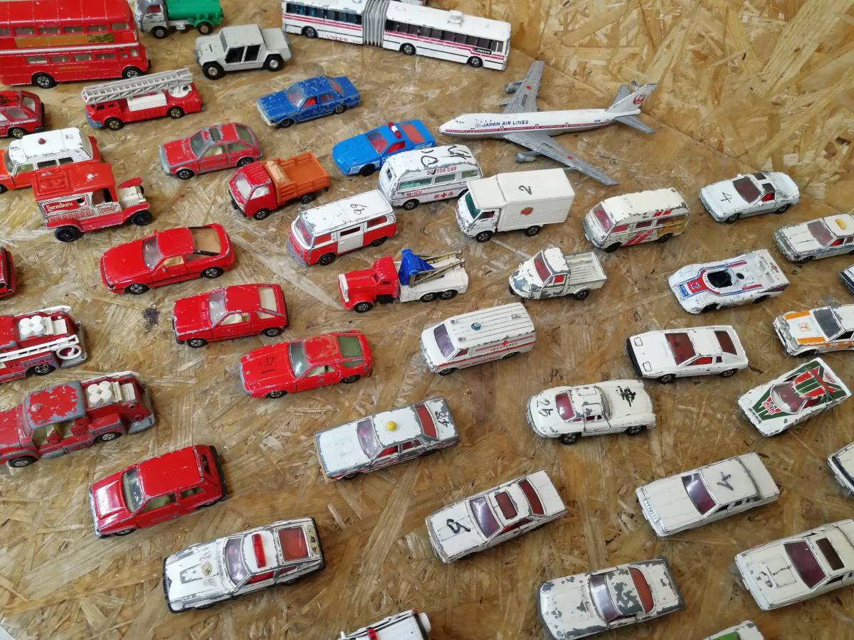 1円 お宝 レトロ トミカ Tomica ミニカー 大量 77台セット パトカー 消防車 乗用車 トラック 飛行機 バス 働く車 その他 売買されたオークション情報 Yahooの商品情報をアーカイブ公開 オークファン Aucfan Com