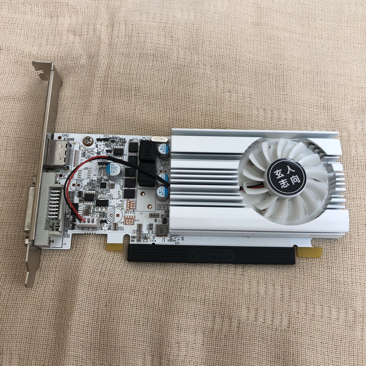 玄人志向 ビデオカード Geforce Gt 1030搭載 Gf Gt1030 E2gb Lp Pci Express 売買されたオークション情報 Yahooの商品情報をアーカイブ公開 オークファン Aucfan Com