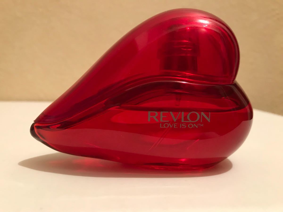 Revlon レブロン Love Is On ラブイズオン オードトワレ 香水 レア 廃盤 その他 売買されたオークション情報 Yahooの商品情報をアーカイブ公開 オークファン Aucfan Com