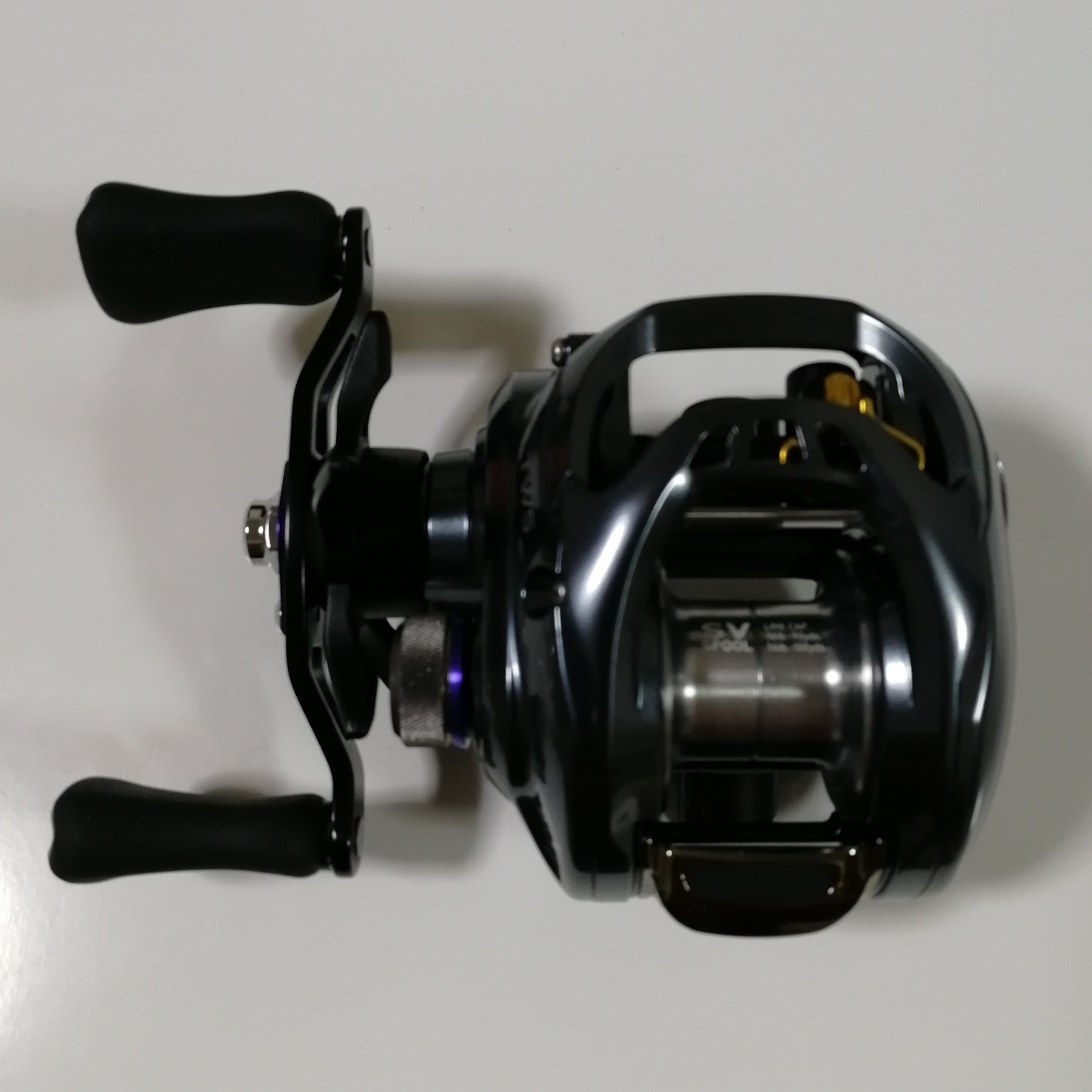 ダイワ タトゥーラ Sv Tw 8 1 L 左ハンドル 実釣 アベイル 95mm ハンドル付き 極 Tatula ダイワ 売買されたオークション情報 Yahooの商品情報をアーカイブ公開 オークファン Aucfan Com