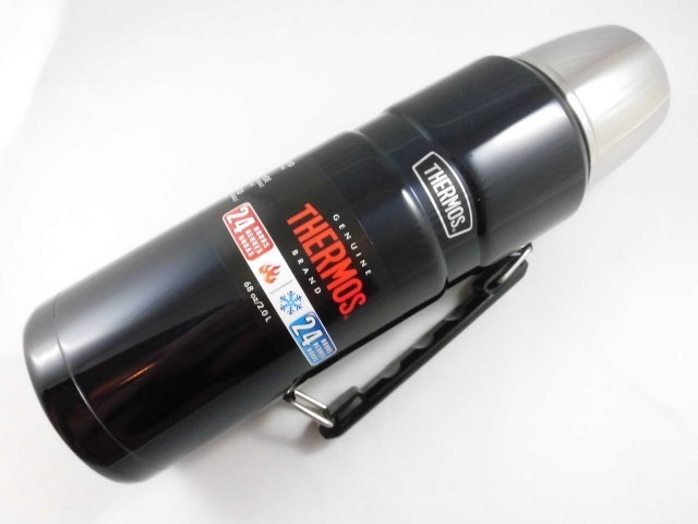 Thermos サーモス ステンレスキング 2l 大容量 保温 保冷 飲料ボトル 水筒 1 0リットル 売買されたオークション情報 Yahooの商品情報をアーカイブ公開 オークファン Aucfan Com