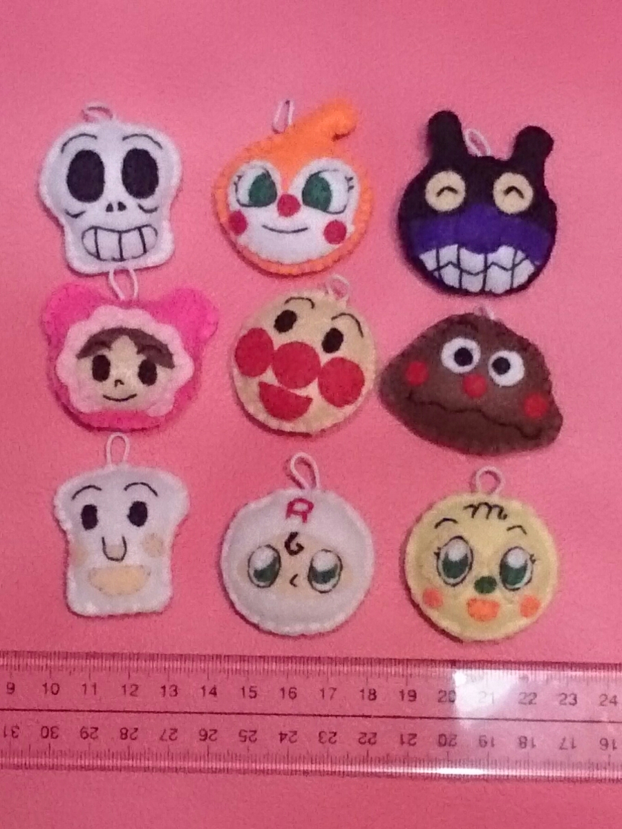 ハンドメイド アンパンマン キャラクター風 フェルト ミニミニ マスコット 完成品 売買されたオークション情報 Yahooの商品情報をアーカイブ公開 オークファン Aucfan Com