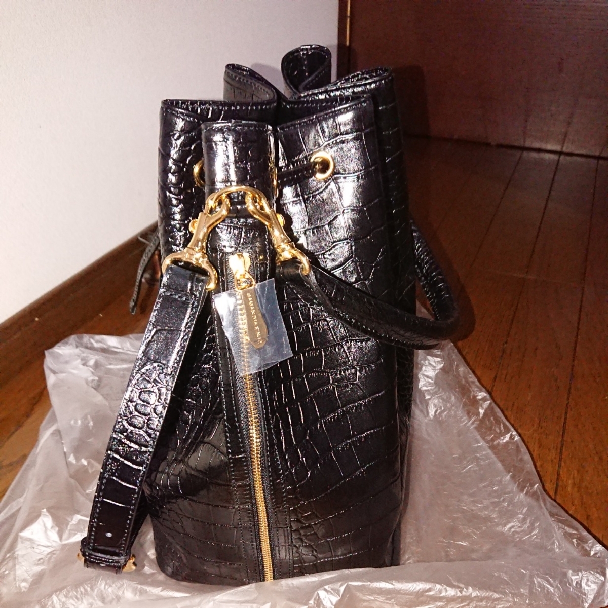 サマンサキングス サマンサタバサメンズ 本革型押しバッグ ハンドバッグ 売買されたオークション情報 Yahooの商品情報をアーカイブ公開 オークファン Aucfan Com