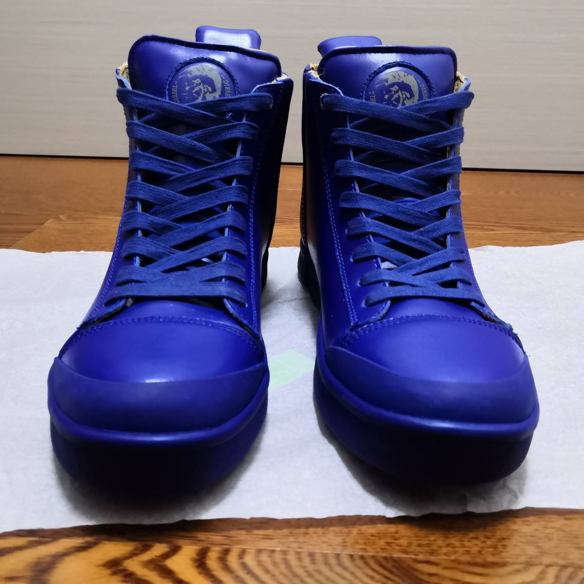 Diesel ディーゼル S Nentish サイドジップスニーカー メンズレザー スニーカー Us8 青系 トップス 売買されたオークション情報 Yahooの商品情報をアーカイブ公開 オークファン Aucfan Com