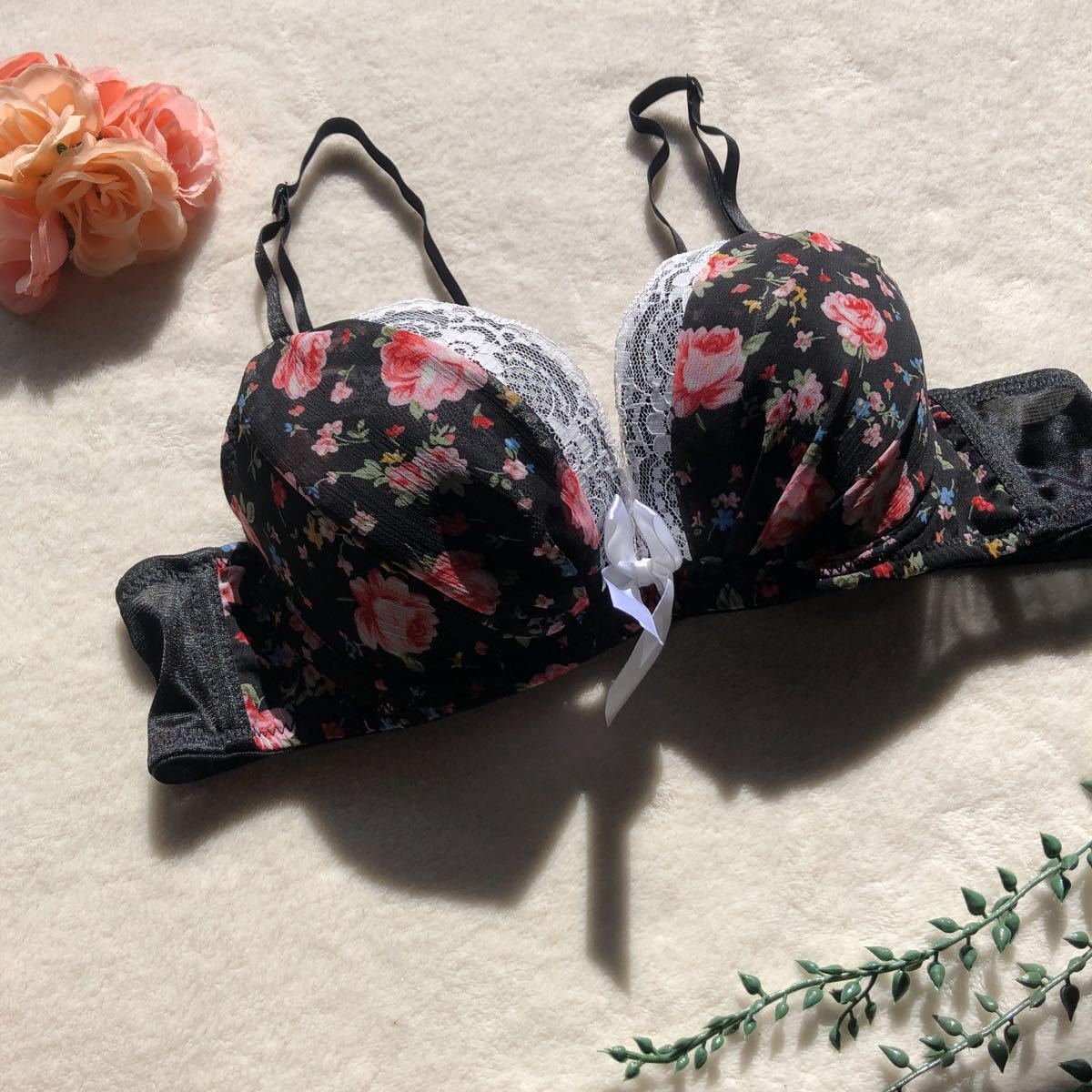 A85 盛れる 可愛い ブラック 花柄 可愛い ブラ セクシー ハーモニー 大人セクシー ブラジャー ランジェ 下着 レディース下着 グラマー 80以上 売買されたオークション情報 Yahooの商品情報をアーカイブ公開 オークファン Aucfan Com