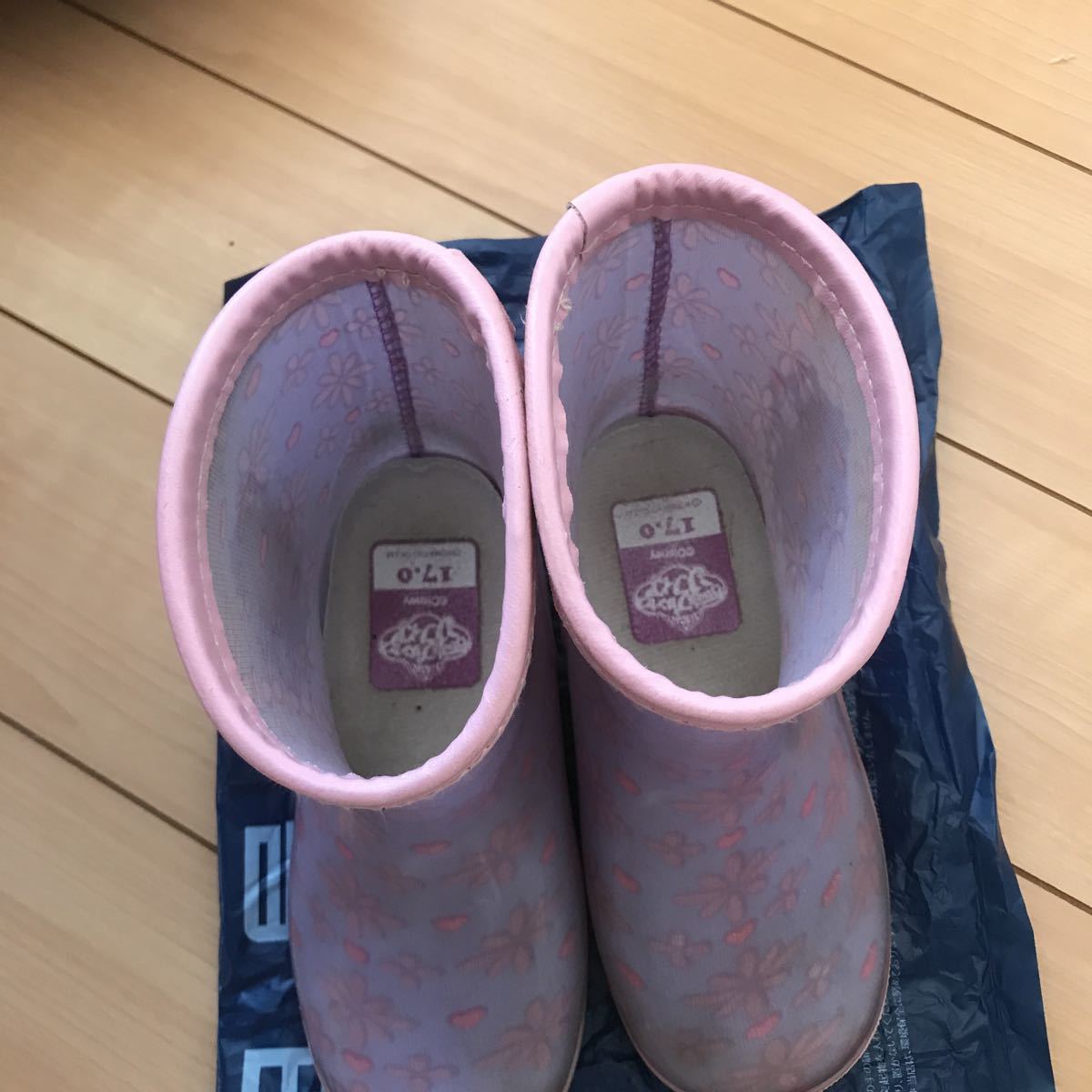 ソフィア 長靴 17cm 女の子 子供用 薄紫 ディズニー 可愛い 17センチ プリンセス パープル 17cm 売買されたオークション情報 Yahooの商品情報をアーカイブ公開 オークファン Aucfan Com