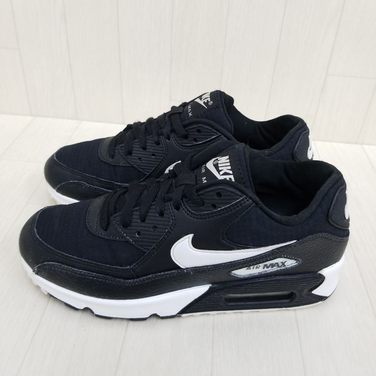 Nike Air Max 90 ナイキ エアマックス スニーカー 25 ブラック モデル ストリート レディース 25 0cm 売買されたオークション情報 Yahooの商品情報をアーカイブ公開 オークファン Aucfan Com