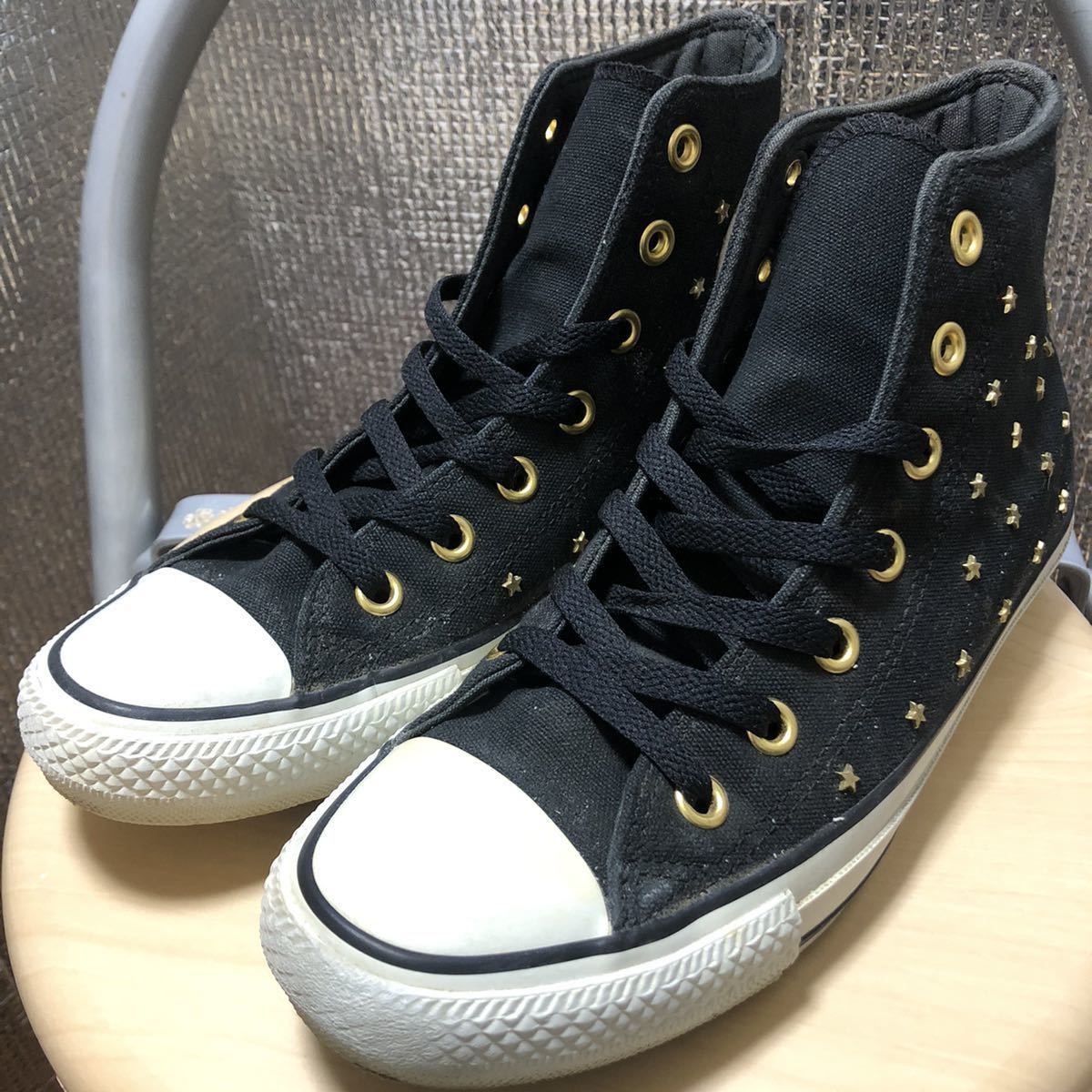 Converse コンバース ハイカットスニーカー レディース 黒 ブラック 星 スタッズ 24cm 24 0cm 売買されたオークション情報 Yahooの商品情報をアーカイブ公開 オークファン Aucfan Com