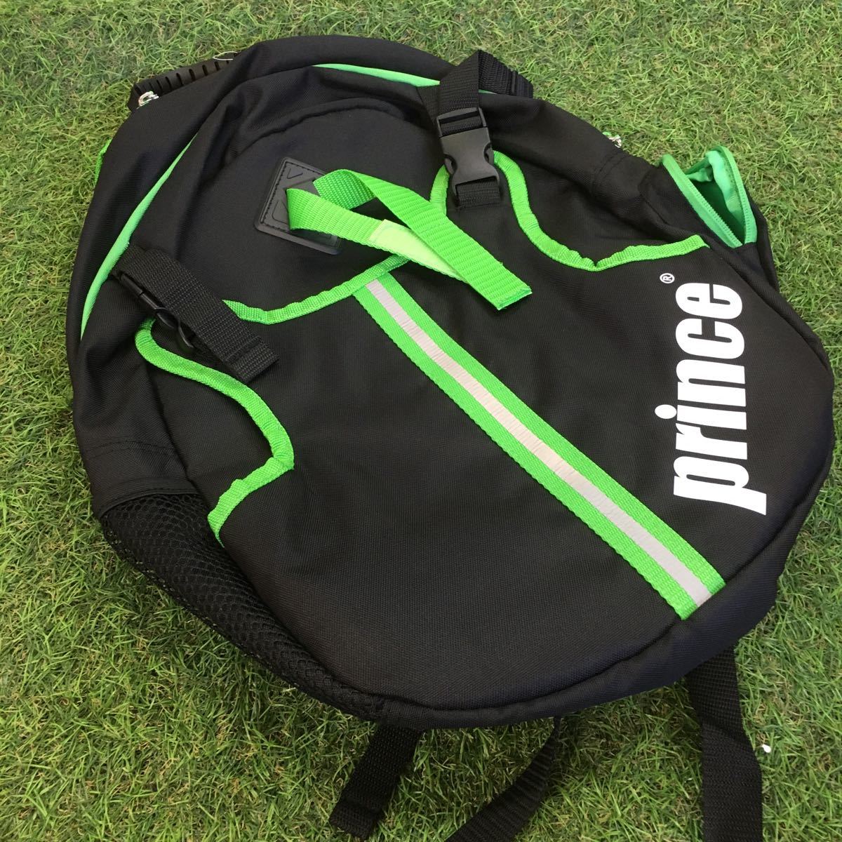A X2642 X2643 Prince プリンス At677 32 16 41cm ジュニア バックパック リュック ザック バッグ スポーツ テニス 展示品 リュックサック デイパック 売買されたオークション情報 Yahooの商品情報をアーカイブ公開 オークファン Aucfan Com