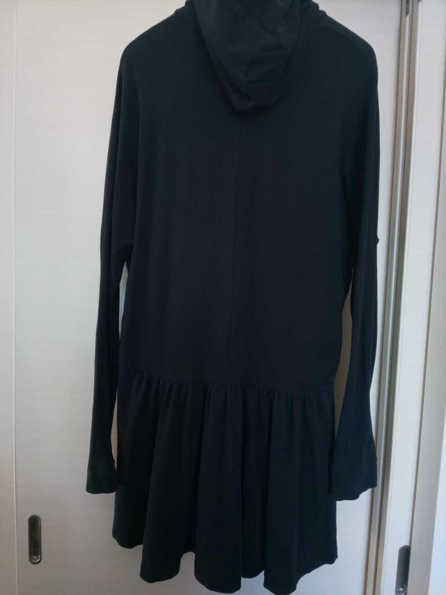 See By Chloeシーバイクロエ 黒フードワンピース パーカー 萌え袖 カジュアル上品 バスストップ ワンピース 売買されたオークション情報 Yahooの商品情報をアーカイブ公開 オークファン Aucfan Com